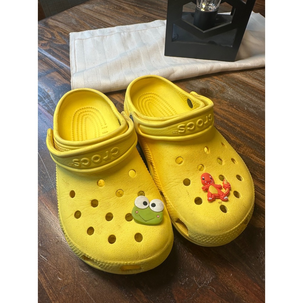 Crocs Kids Classic Clogs Yellow Slip On Shoes J2 Charmander Keroppi Charms